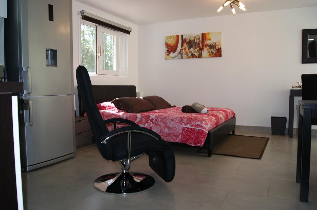 Studio d'hôtes Villa Castelnau Extérieur photo